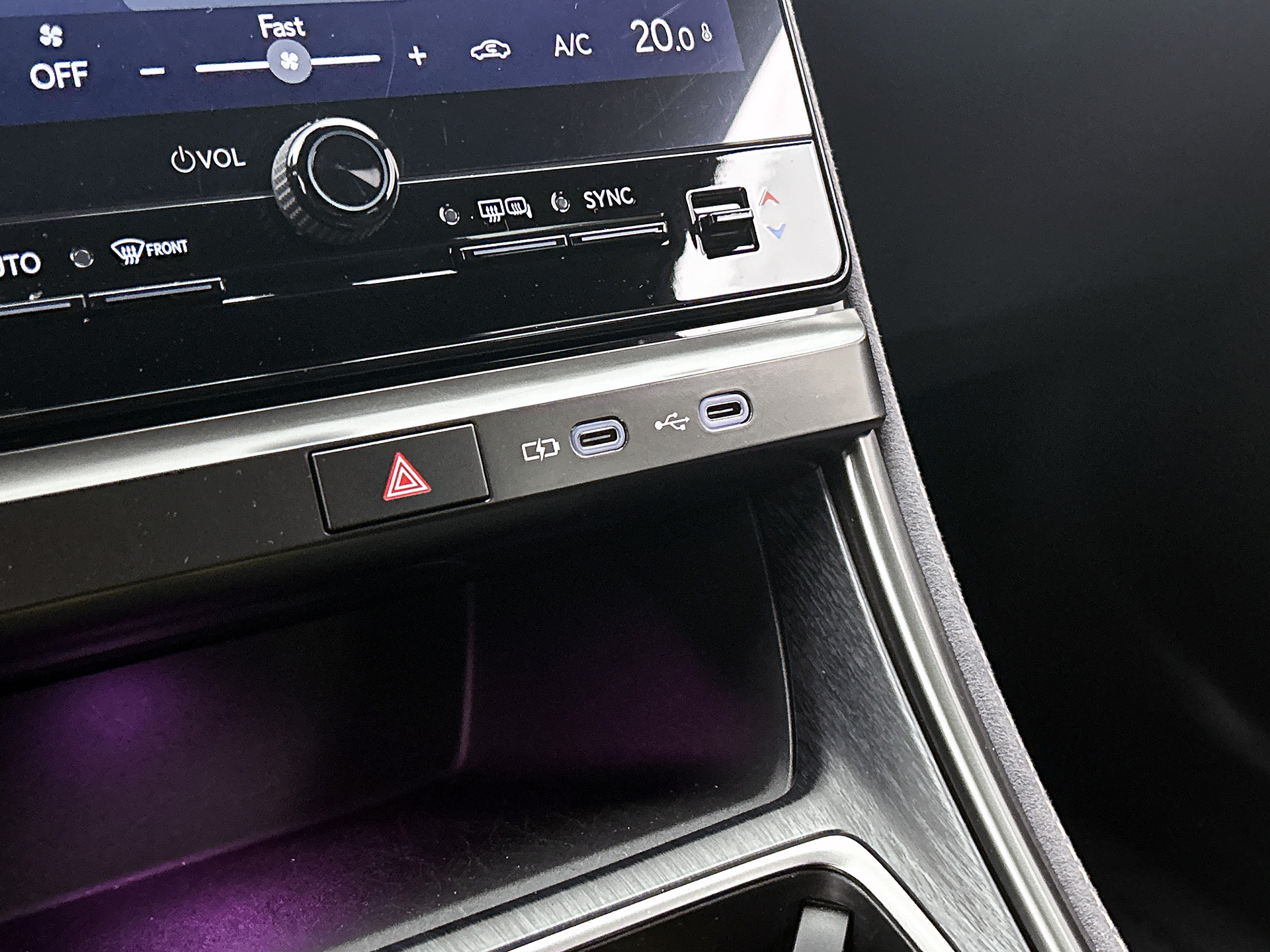 Foto van Lexus Lexus LBX