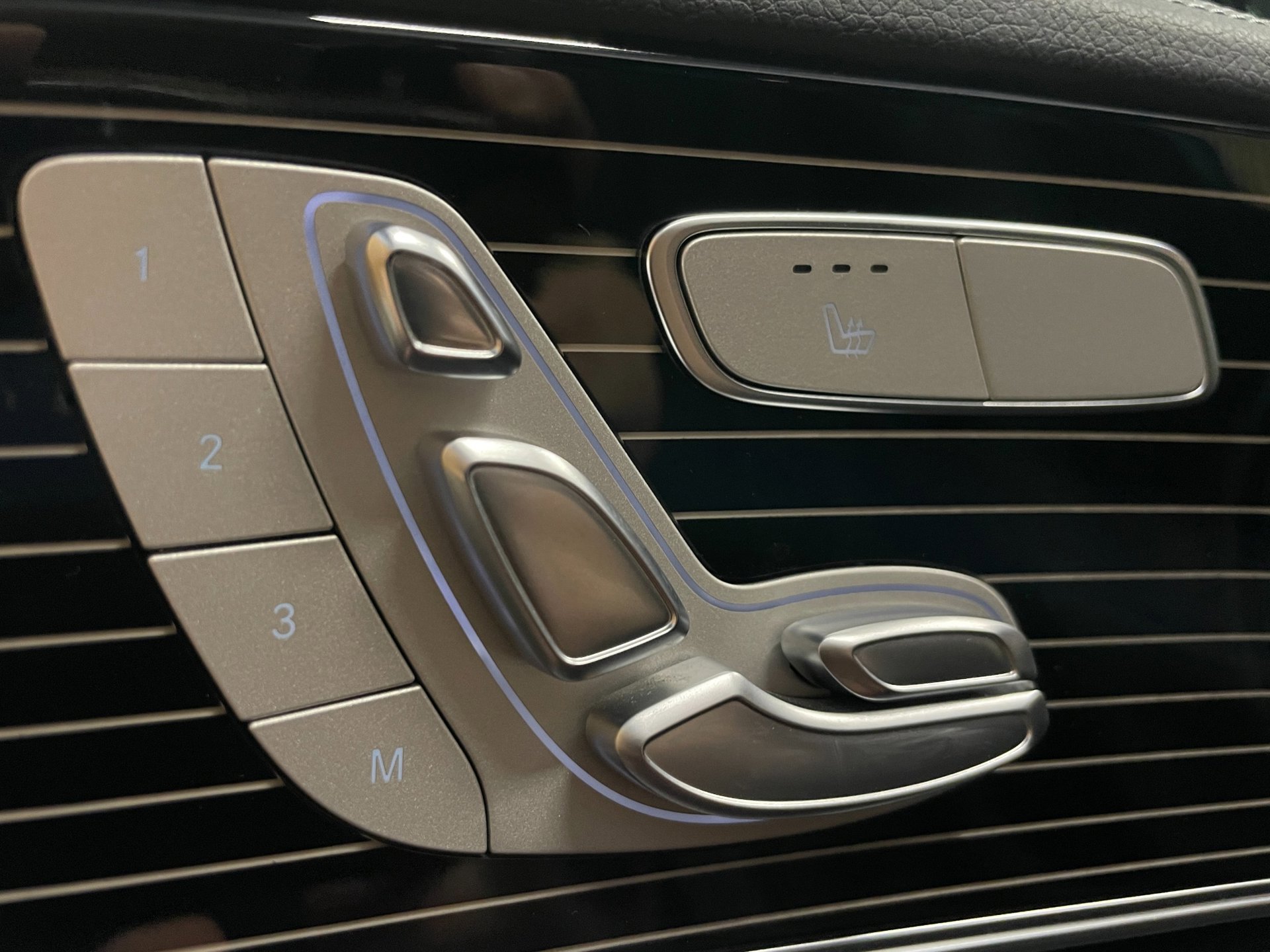 Foto van Mercedes-Benz E 300 De
