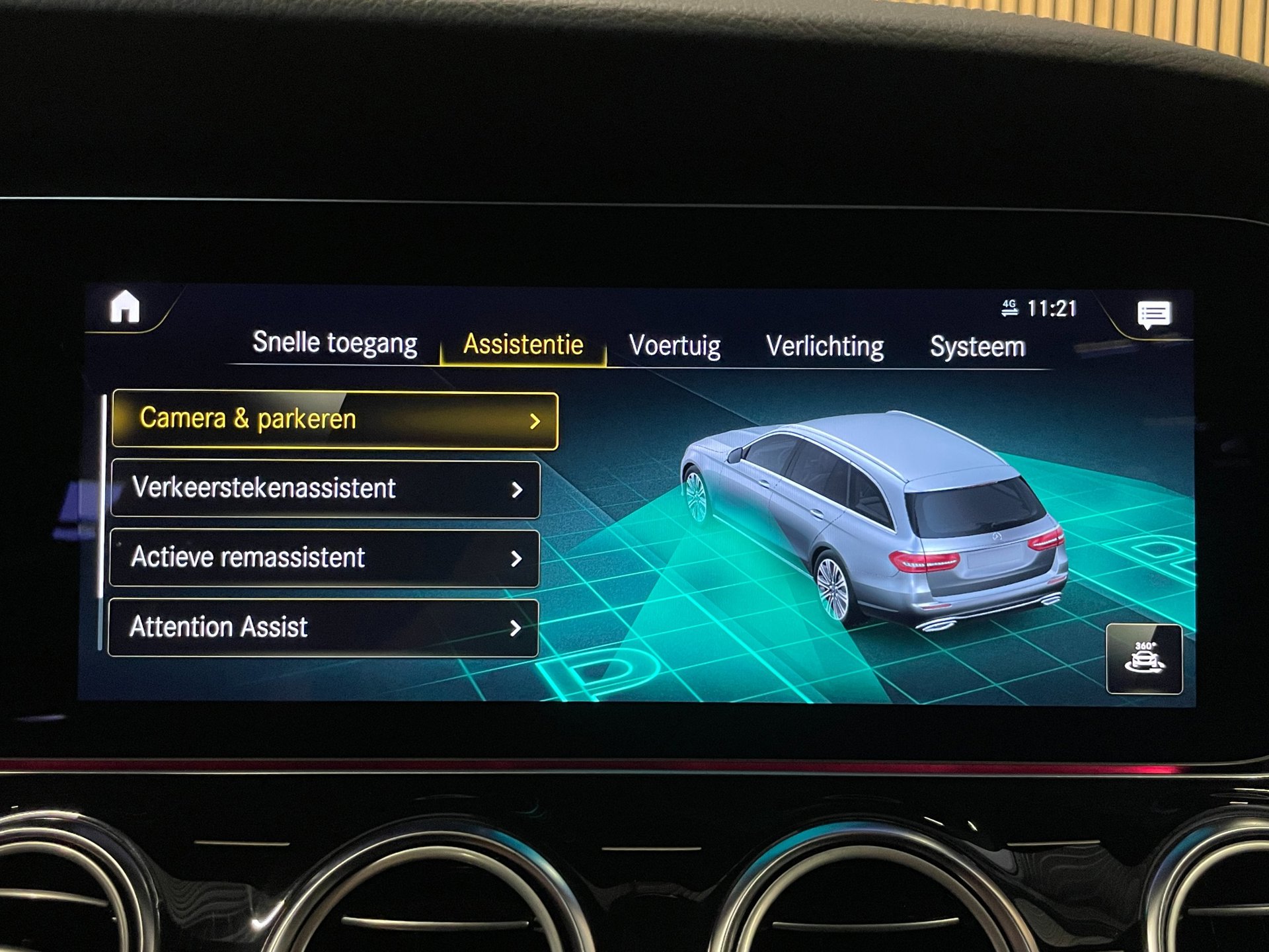 Foto van Mercedes-Benz E 300 De