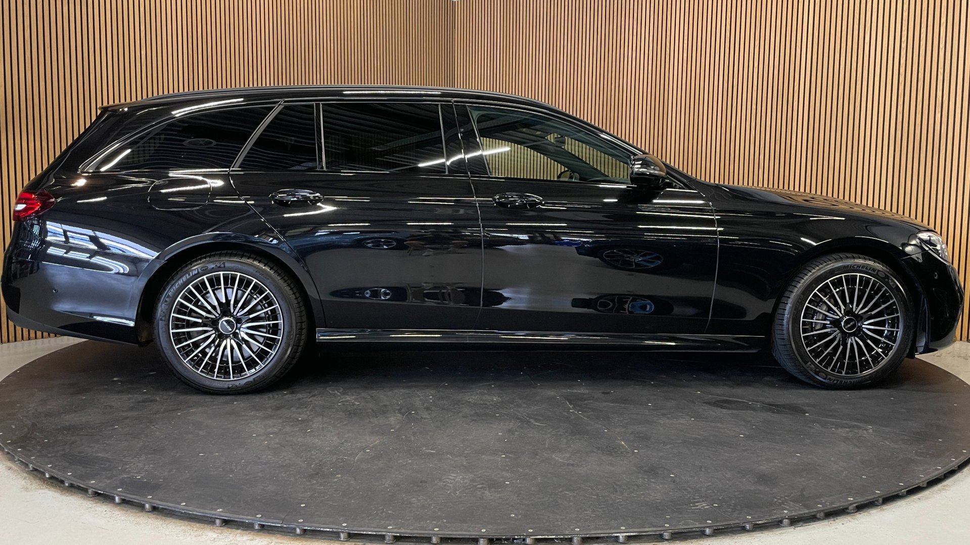 Foto van Mercedes-Benz E 300 De