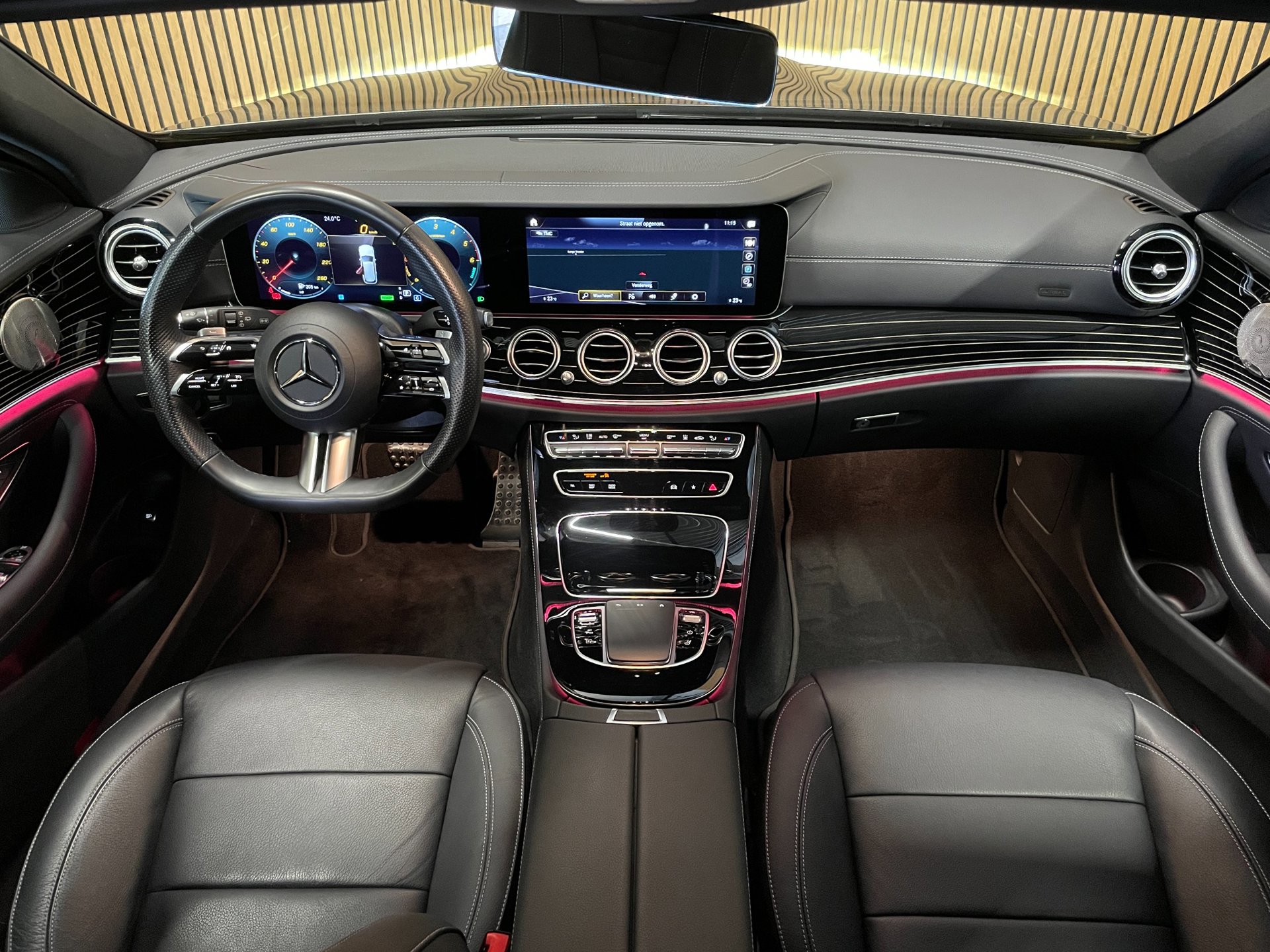 Foto van Mercedes-Benz E 300 De