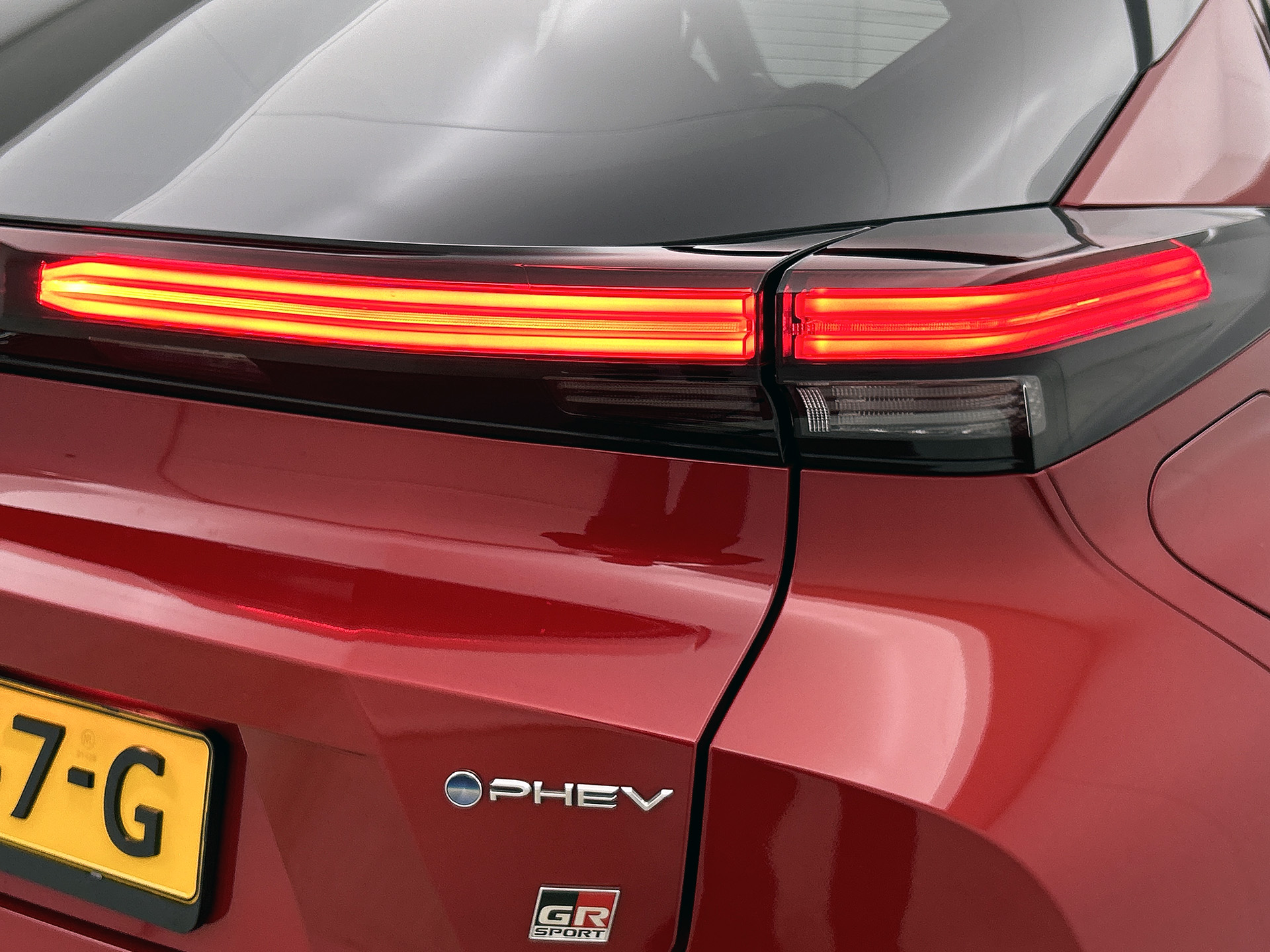 Foto van Toyota C-hr