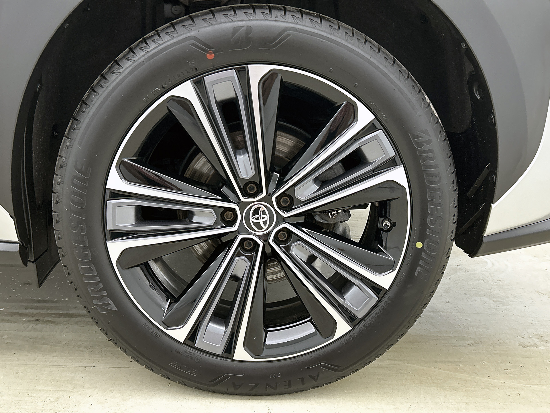 Foto van Toyota Toyota Bz4x