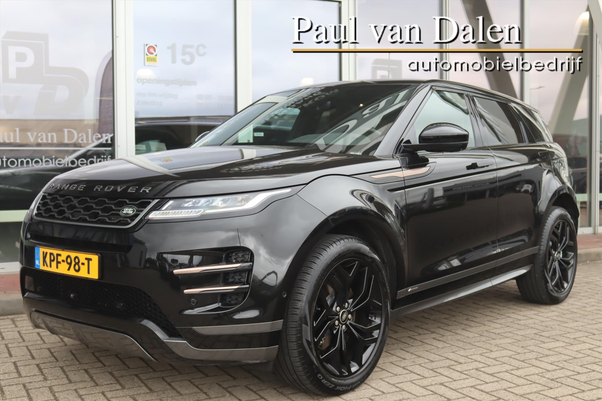 Land Rover Range Rover Evoque P300e PHEV AWD R-DYNAMIC  Panodak | Leer | 360 Camera | Virtual Cockpit | Cruise | 20 Inch Lm | Carplay | Lane Assist | 2021 - voorkant