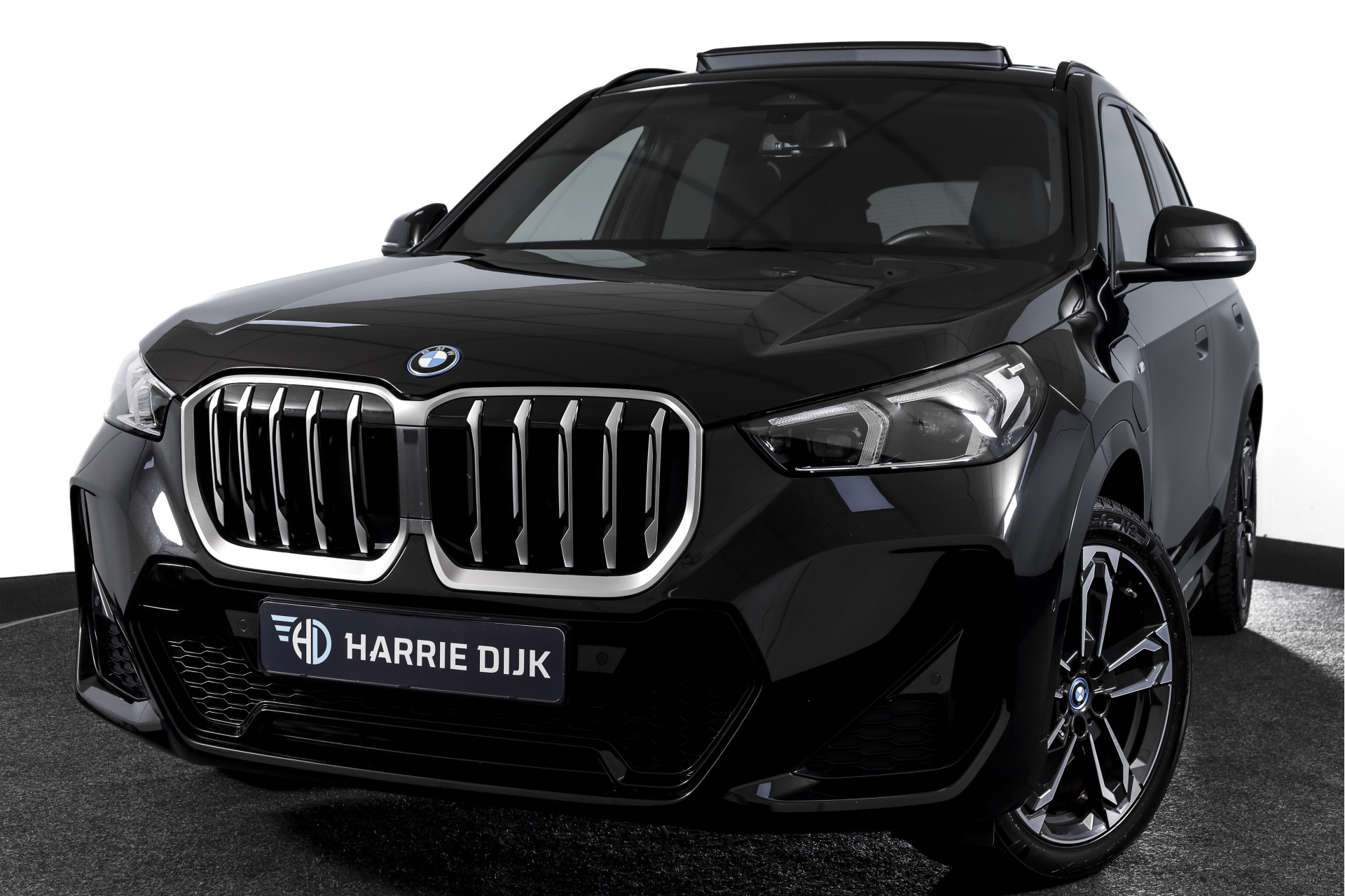 Foto van BMW X1 Xdrive25e