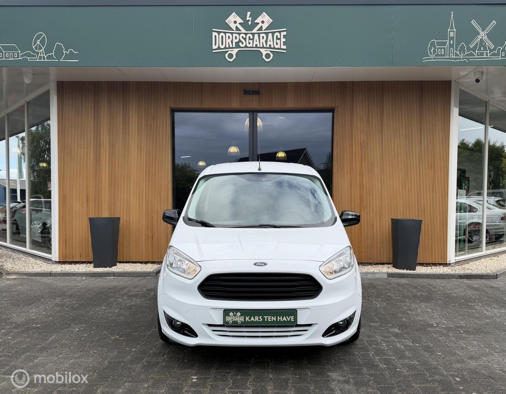 Foto van Ford Transit Courier