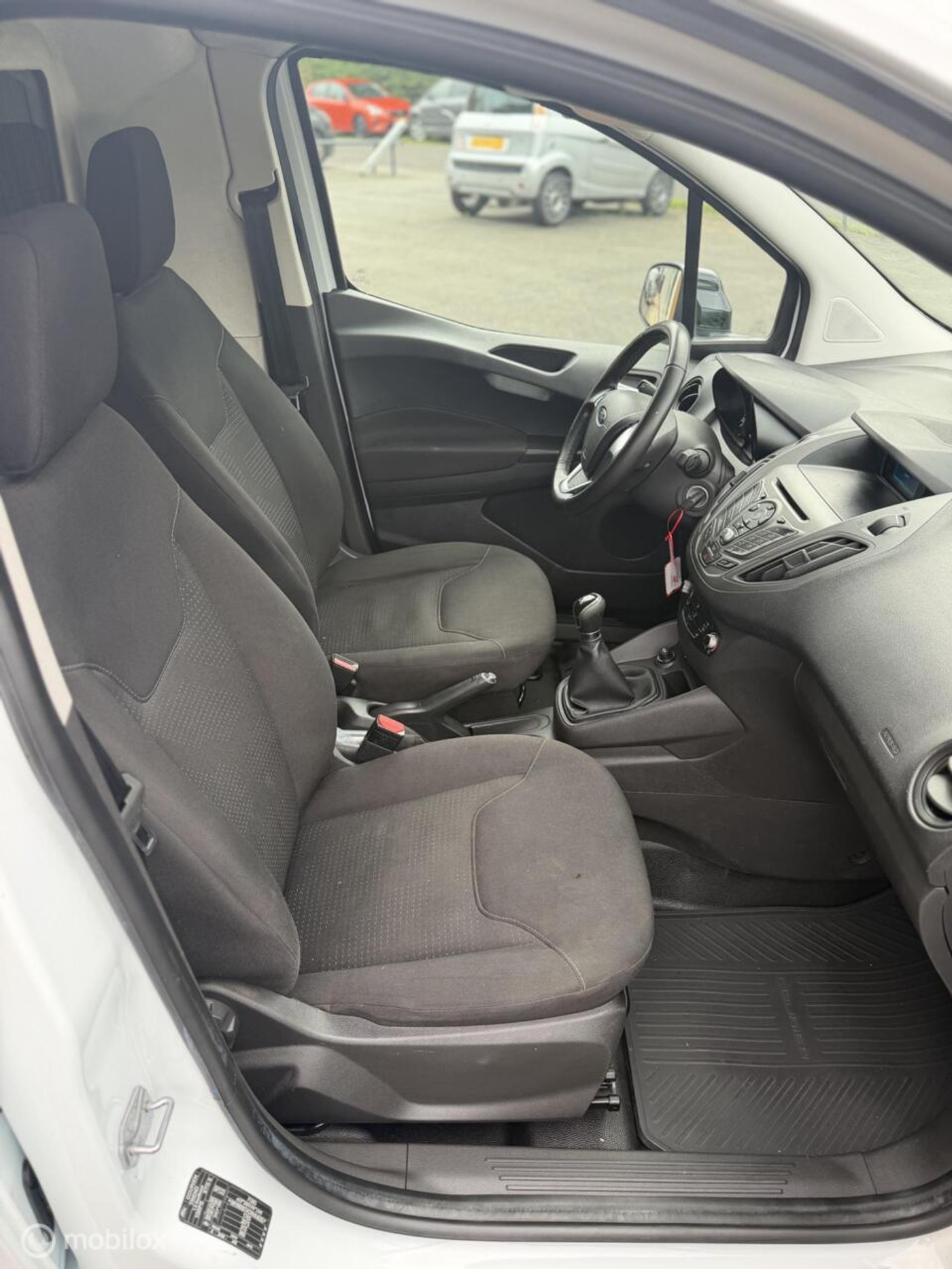 Foto van Ford Transit Courier