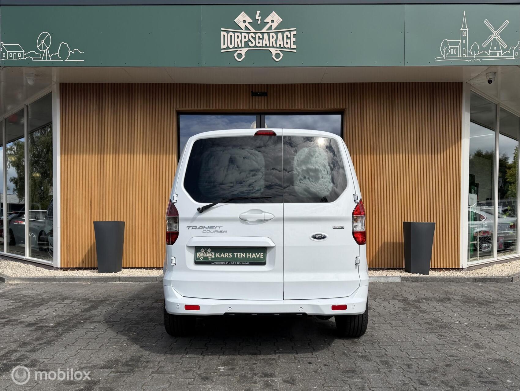 Foto van Ford Transit Courier