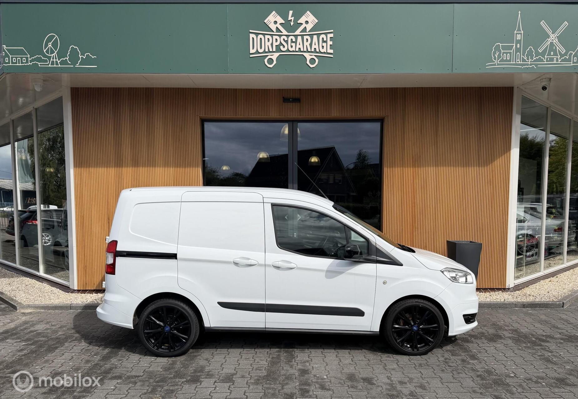 Foto van Ford Transit Courier