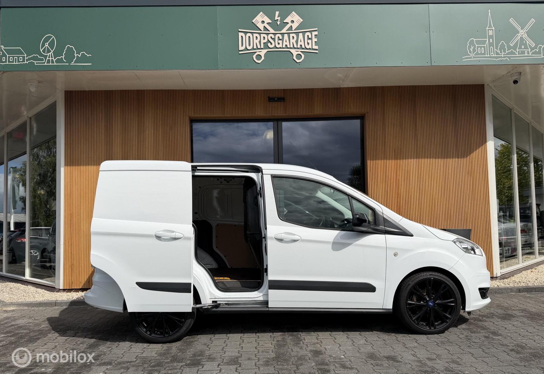 Foto van Ford Transit Courier