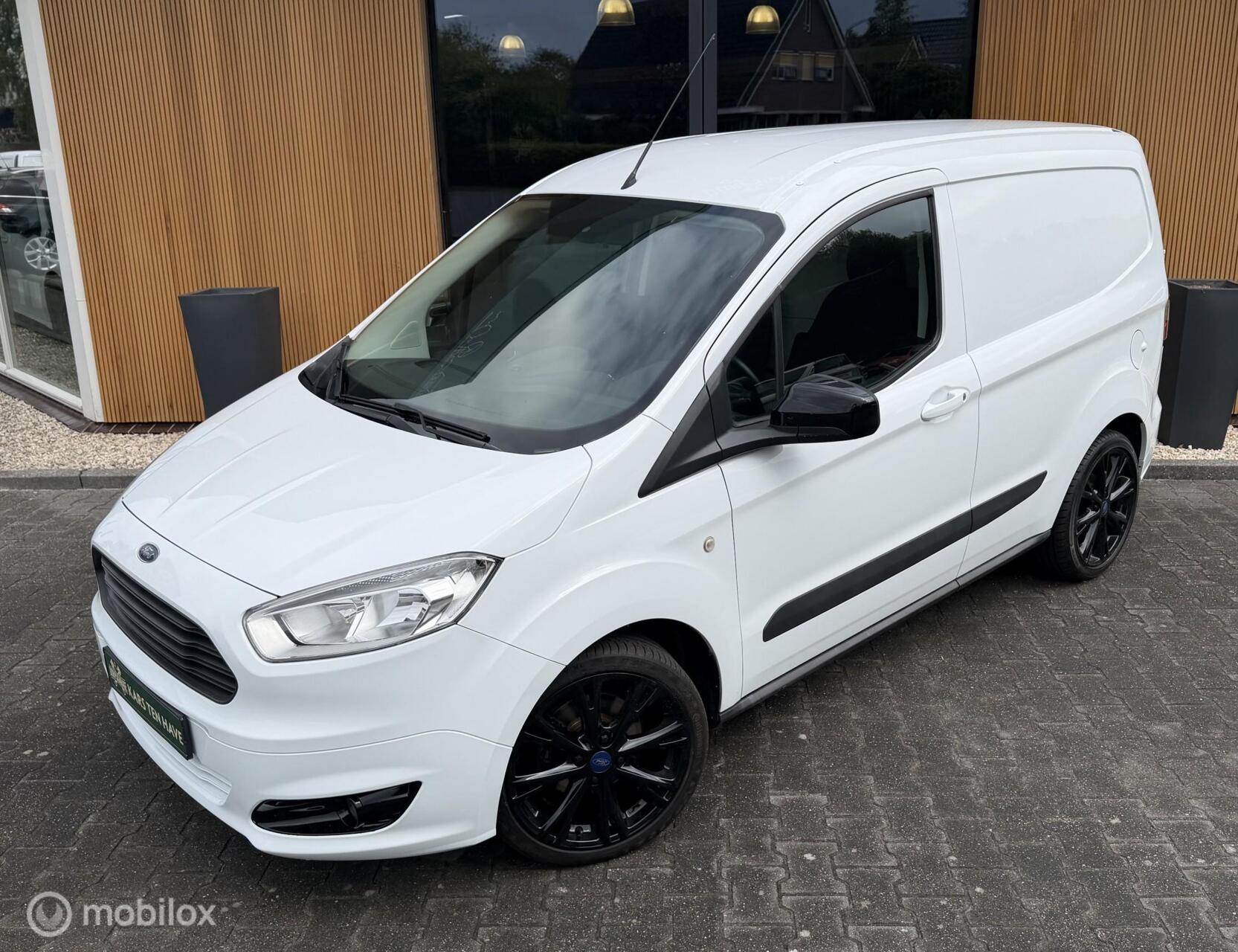 Foto van Ford Transit Courier