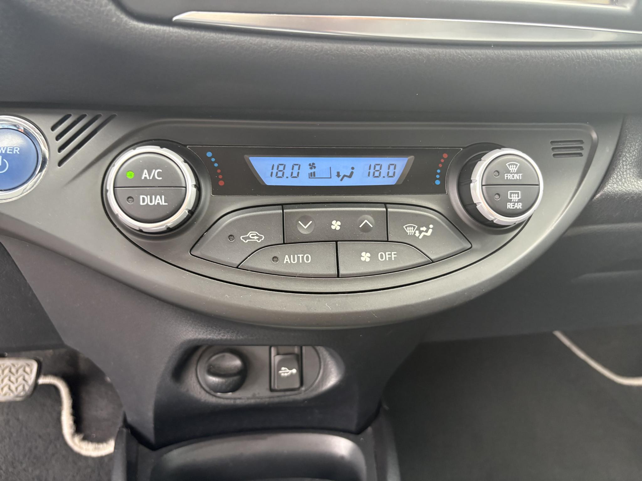 Foto van Toyota Toyota Yaris Hybrid