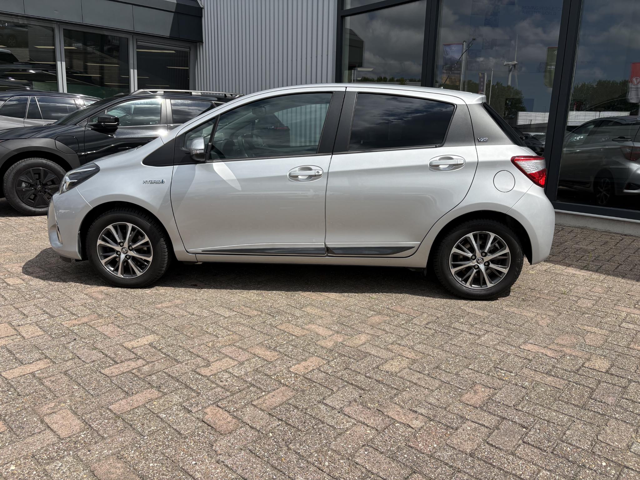 Foto van Toyota Toyota Yaris Hybrid