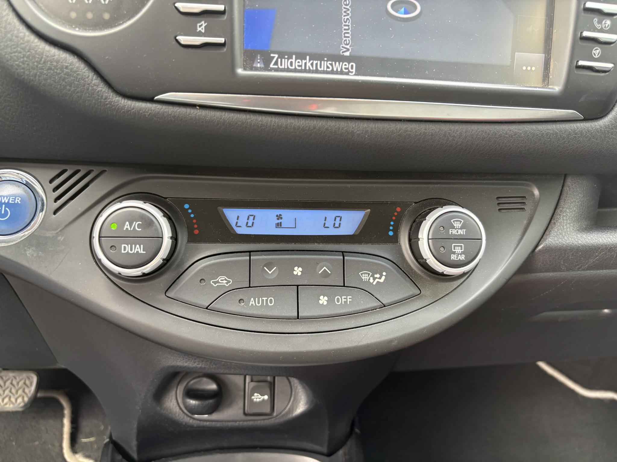 Foto van Toyota Toyota Yaris Hybrid