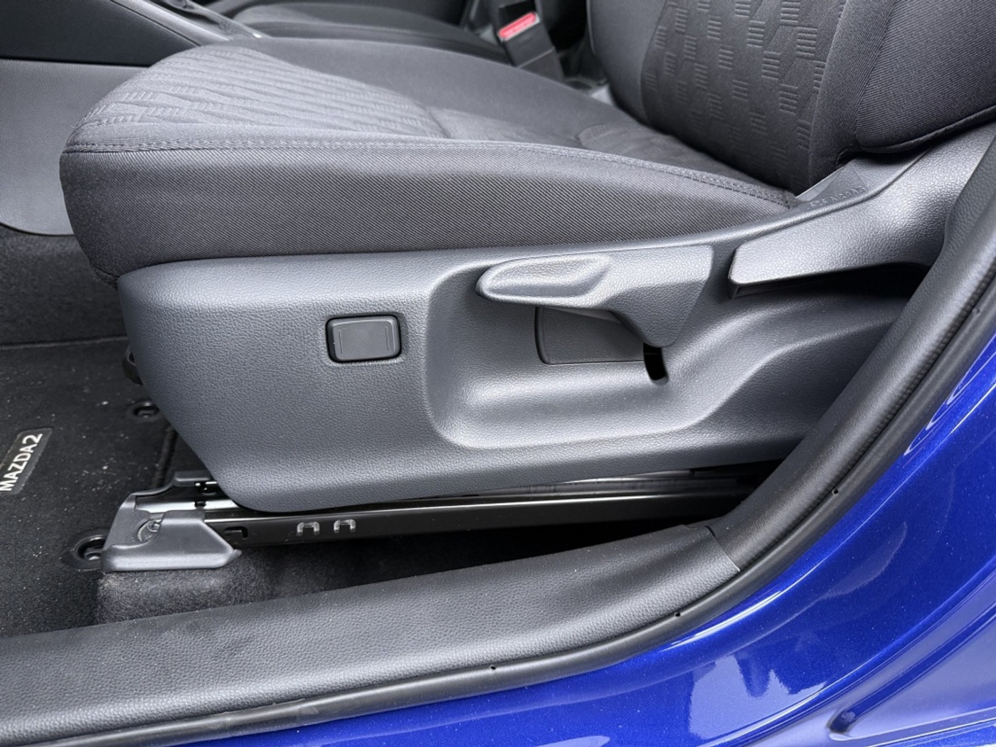 Foto van Mazda 2 Hybrid