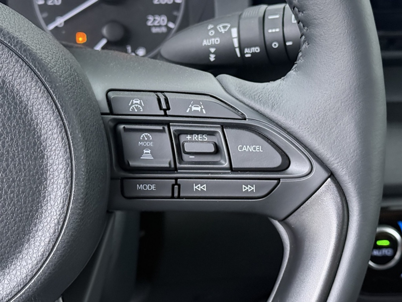 Foto van Mazda 2 Hybrid