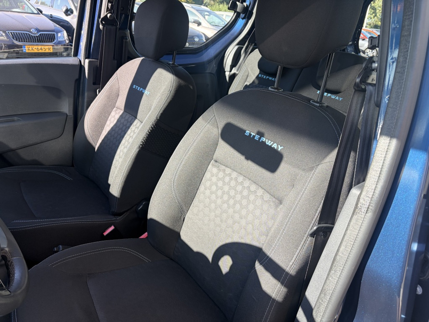 Foto van Dacia Dokker