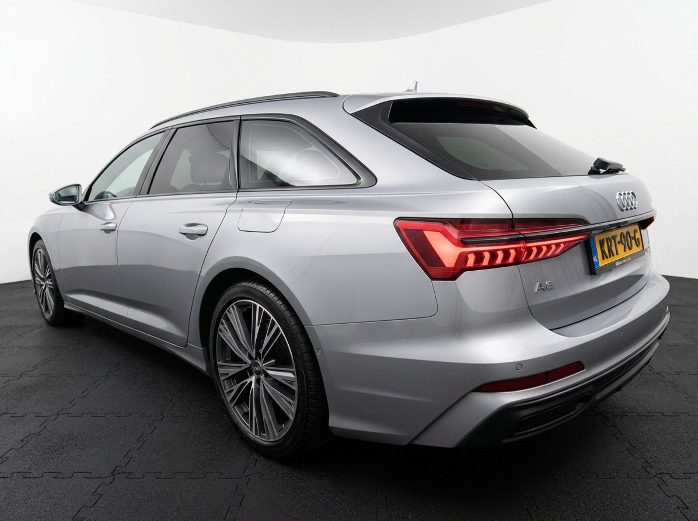 Foto van Audi A6 Avant 50 TFSI E