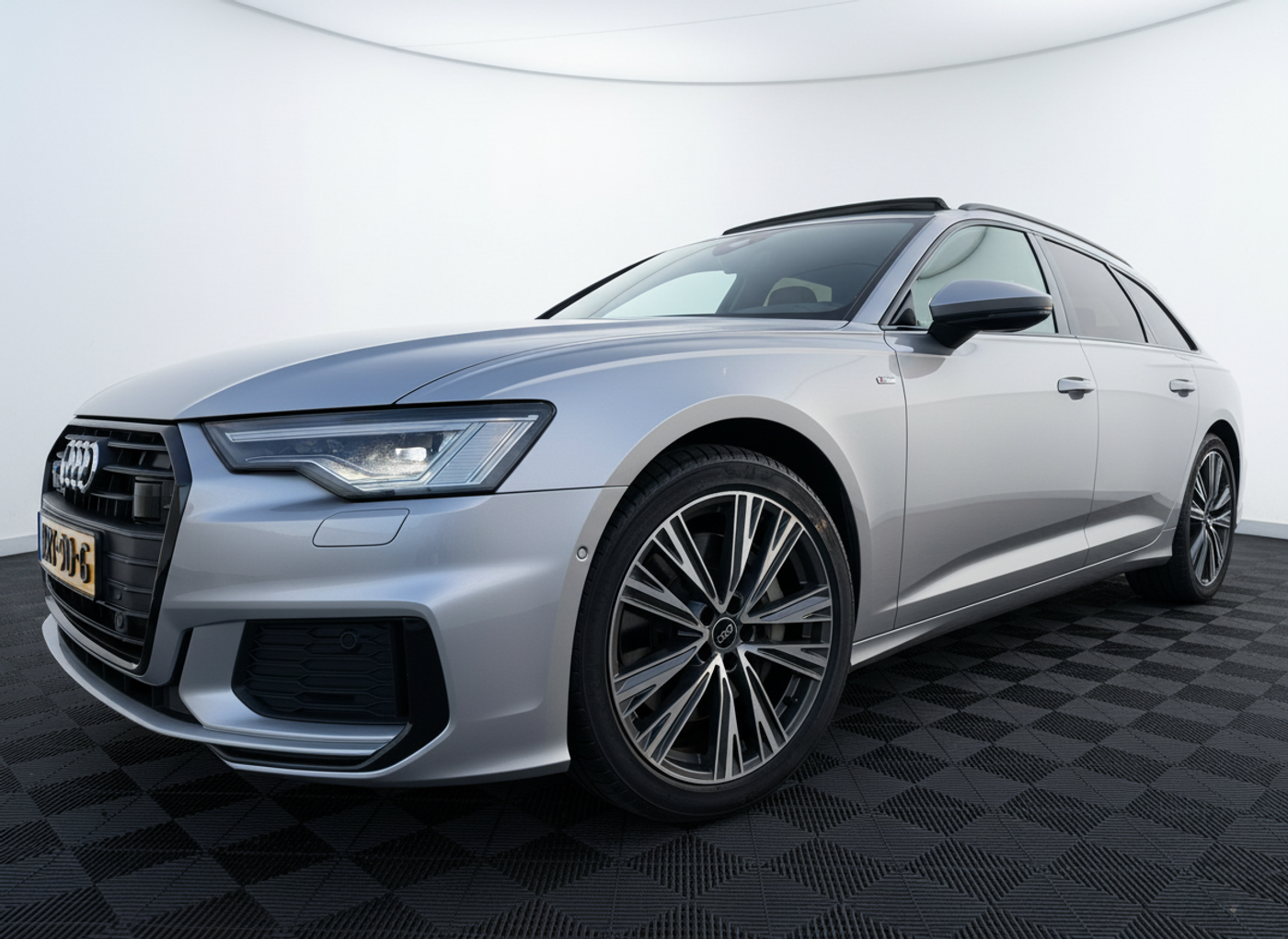 Foto van Audi A6 Avant 50 TFSI E