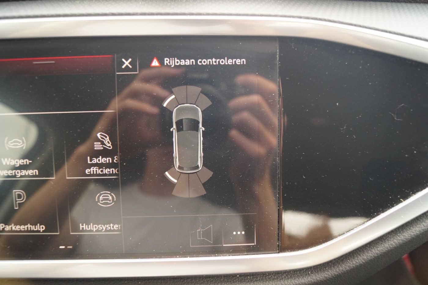 Foto van Audi Q3 E-tron
