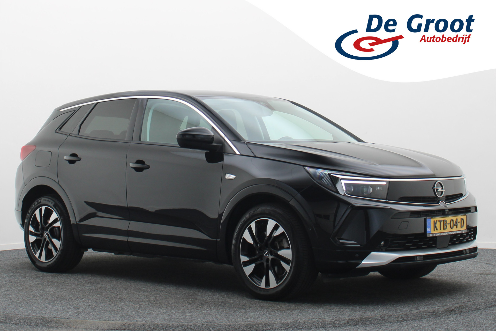 Opel Grandland 1.6 Turbo Plug-In Hybrid Elegance 2023 - voorkant