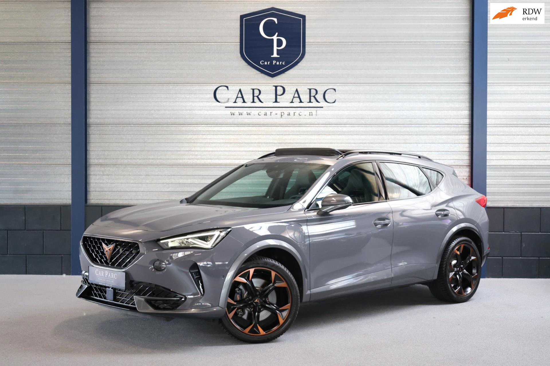 Cupra Formentor VZ E-hybrid 1.4 e-HYBRID VZ BTW/LED/VIRTUAL/SFEER/PANO/LEER+S.VERWARMING+MEMORY/19" LMV/KEYLESS/360 CAM/ACC/12 MDN GARANTIE! 2021 - voorkant