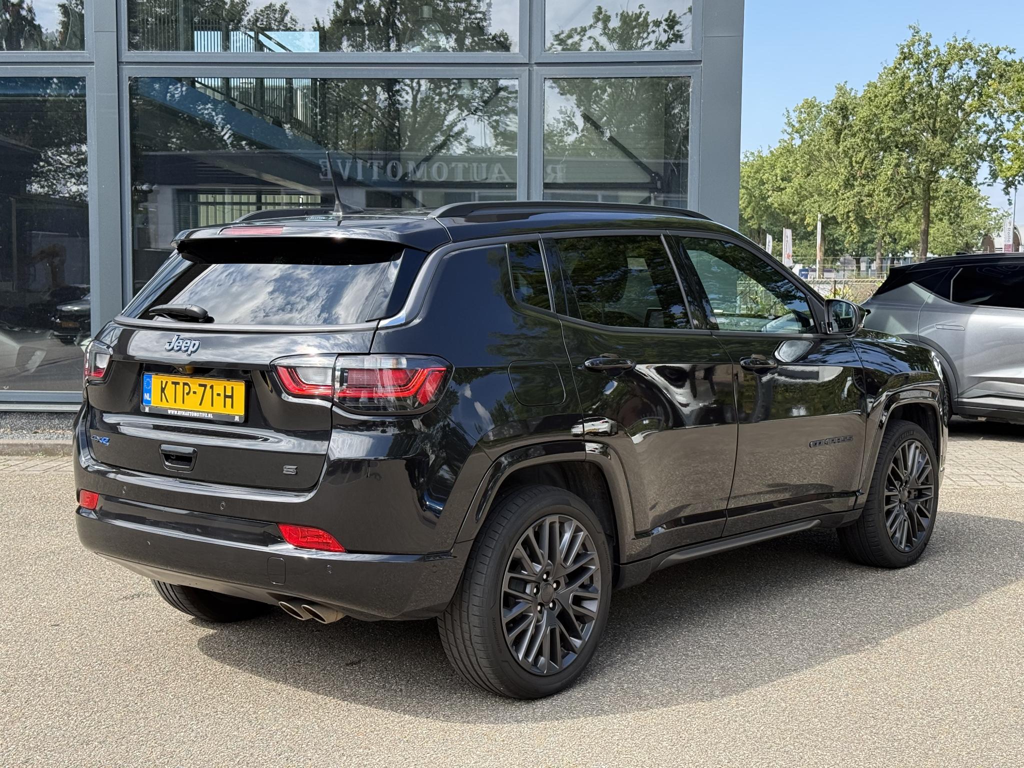 Foto van Jeep Compass