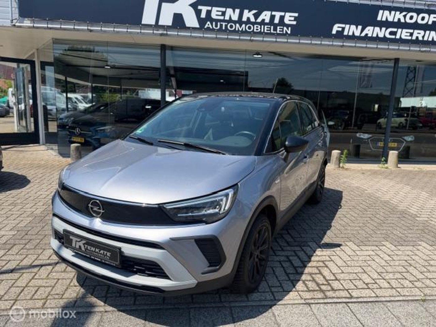 Opel Crossland 1.2 Turbo Elegance 2022 - voorkant