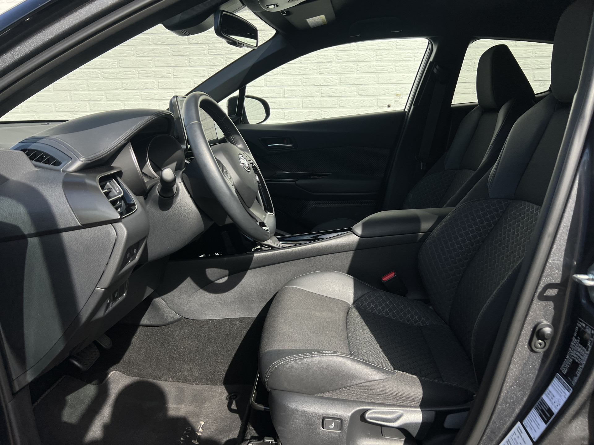 Foto van Toyota C-hr