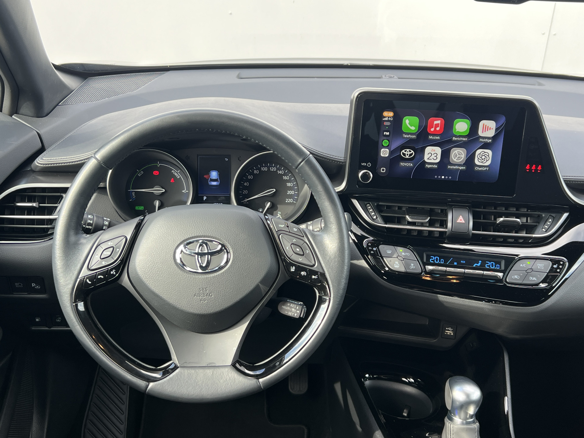 Foto van Toyota C-hr