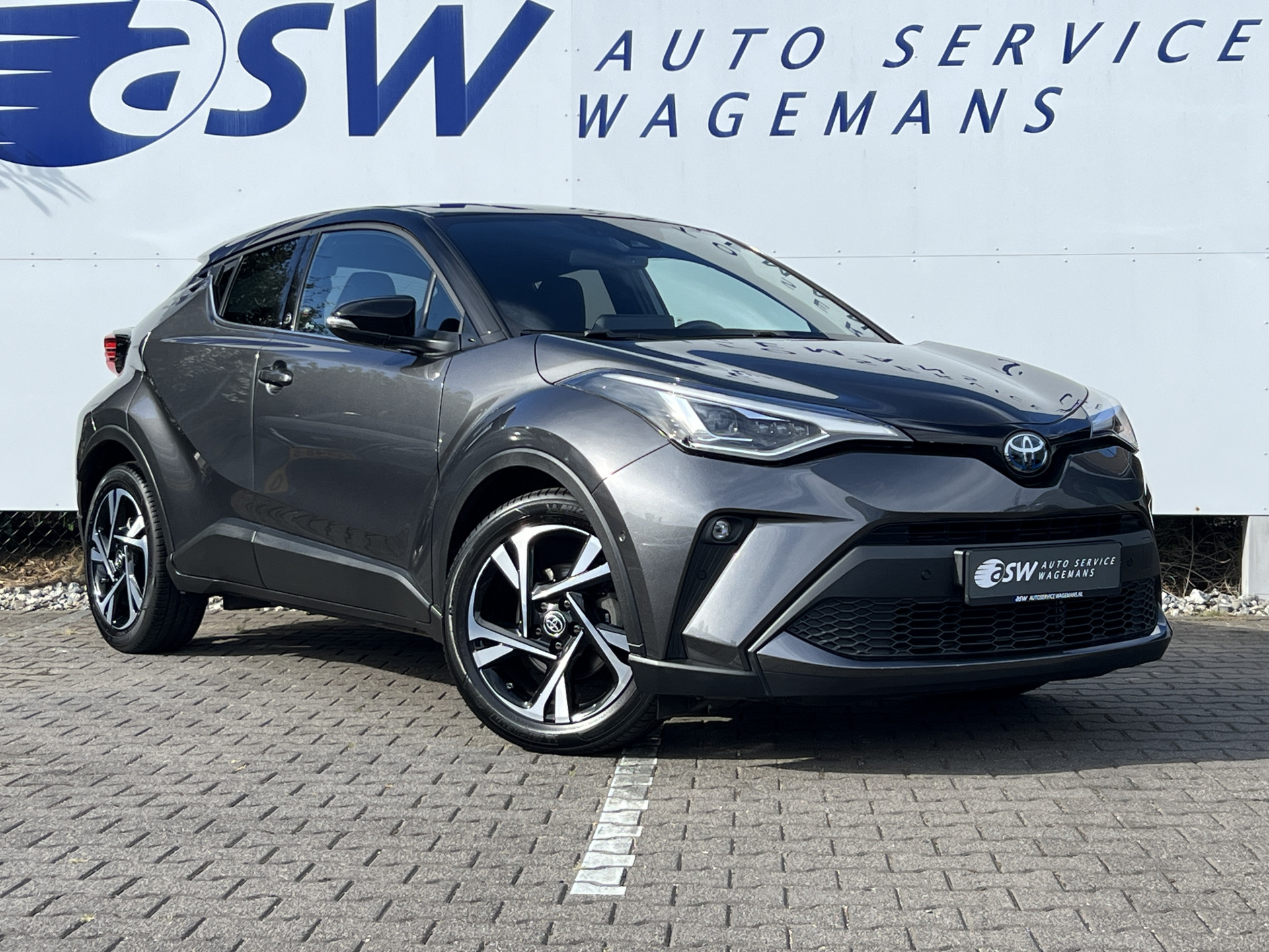 Foto van Toyota C-hr
