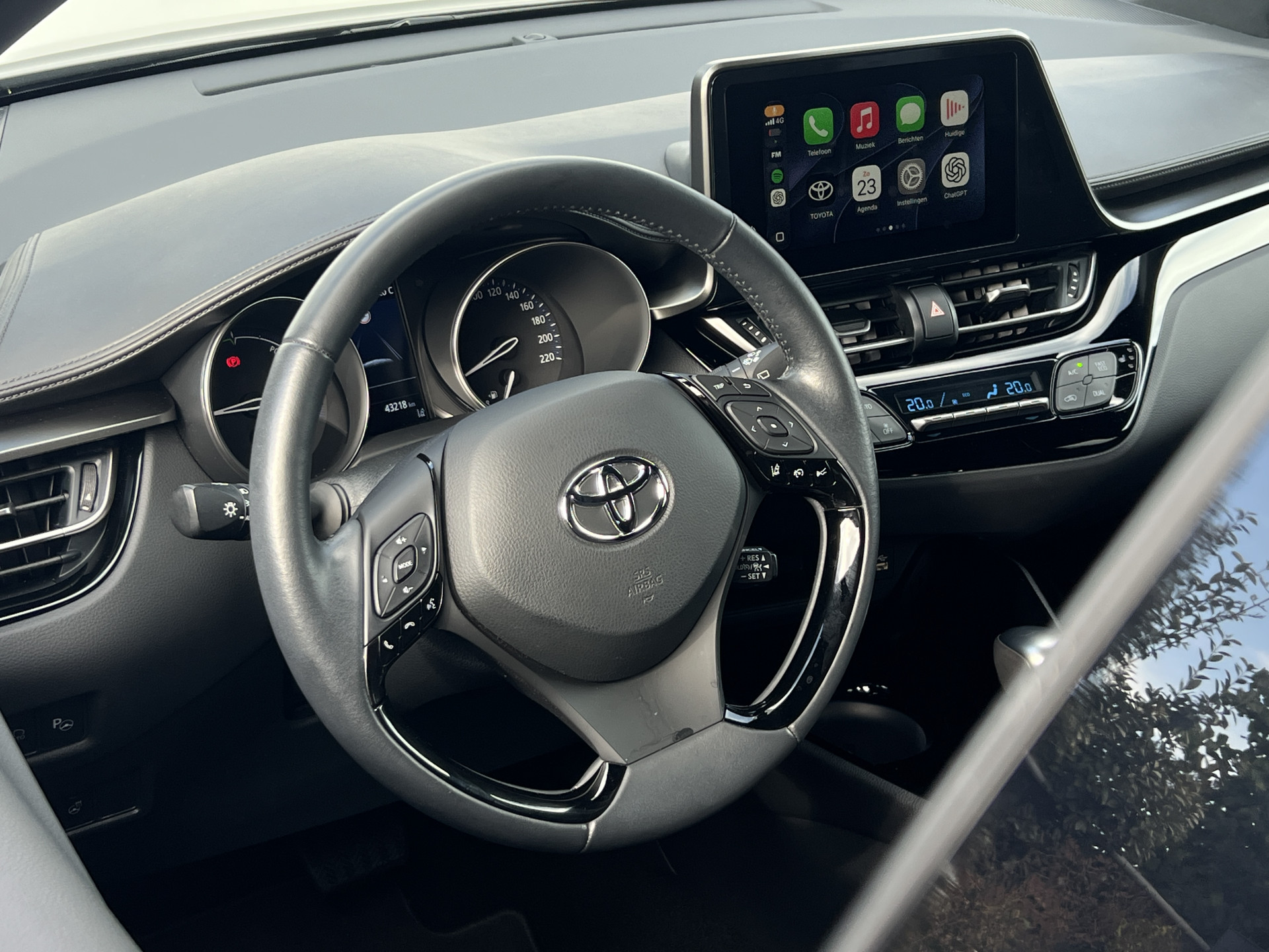 Foto van Toyota C-hr