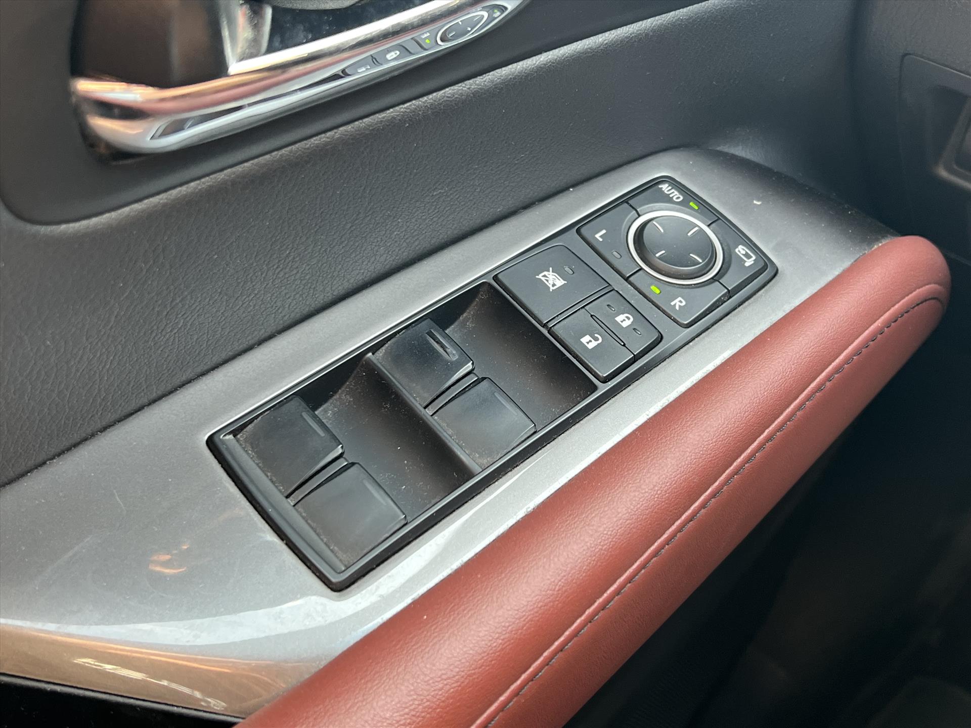 Foto van Lexus Lexus Rx450h