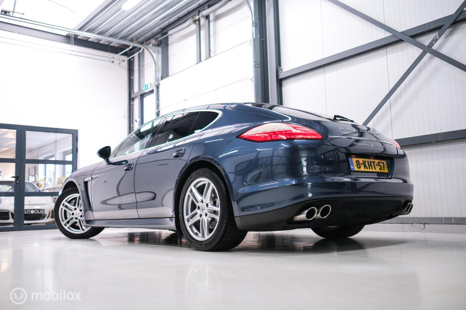 Foto van Porsche Panamera S Hybrid