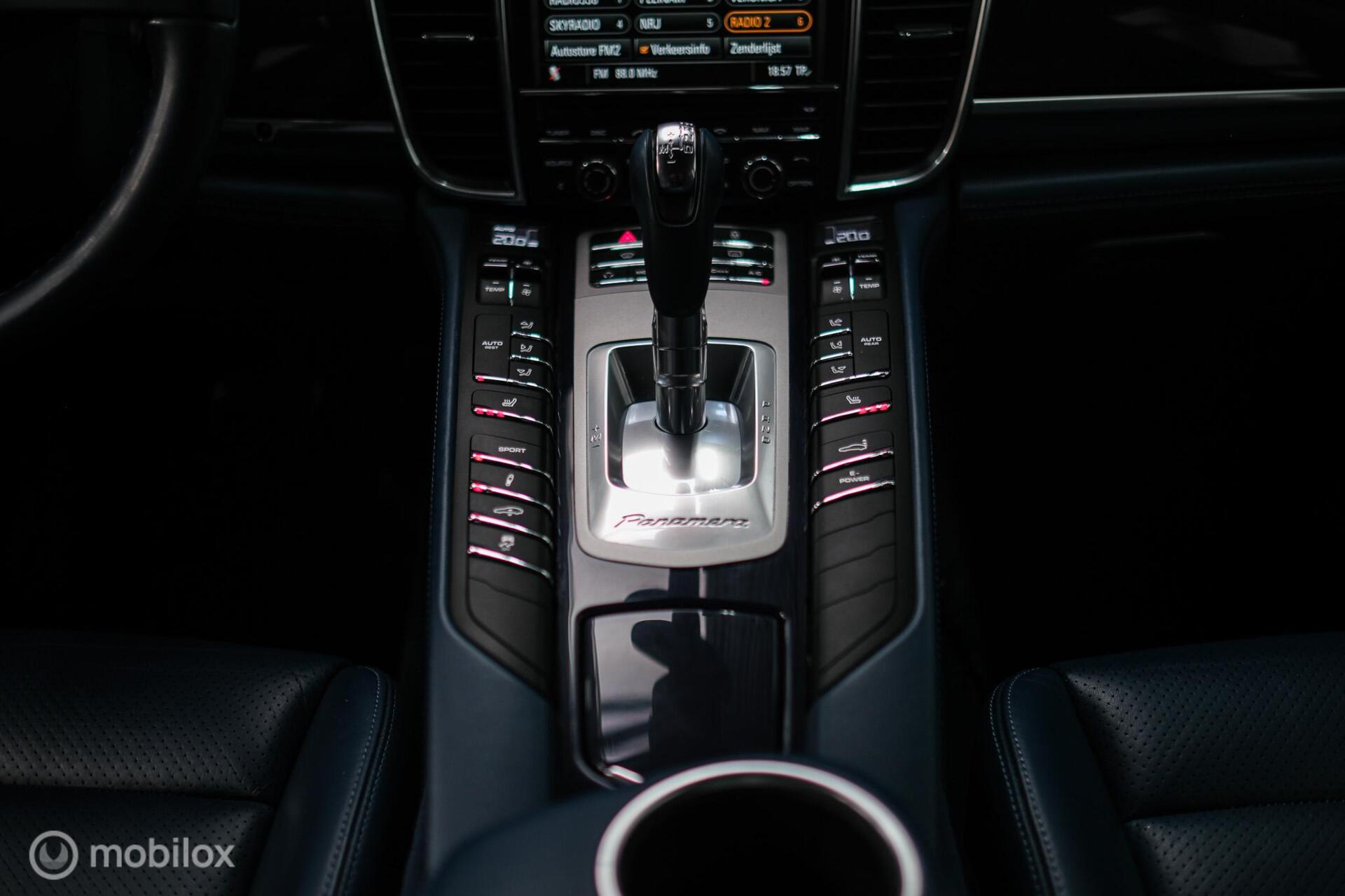 Foto van Porsche Panamera S Hybrid