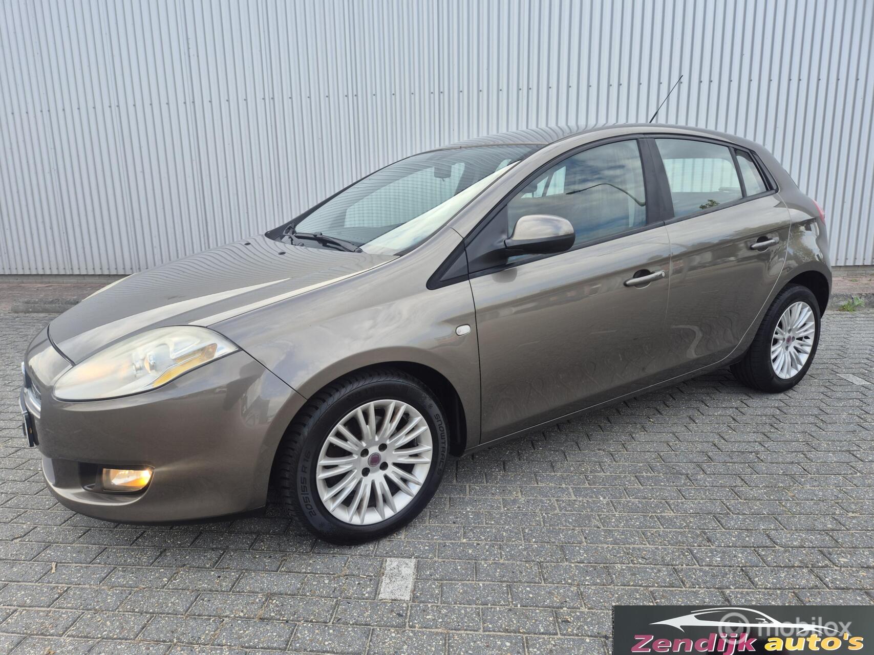 Fiat Fiat Bravo 1.4 T-Jet 120 pK Corporate / APK t/m 30-10-2026 2009 - voorkant