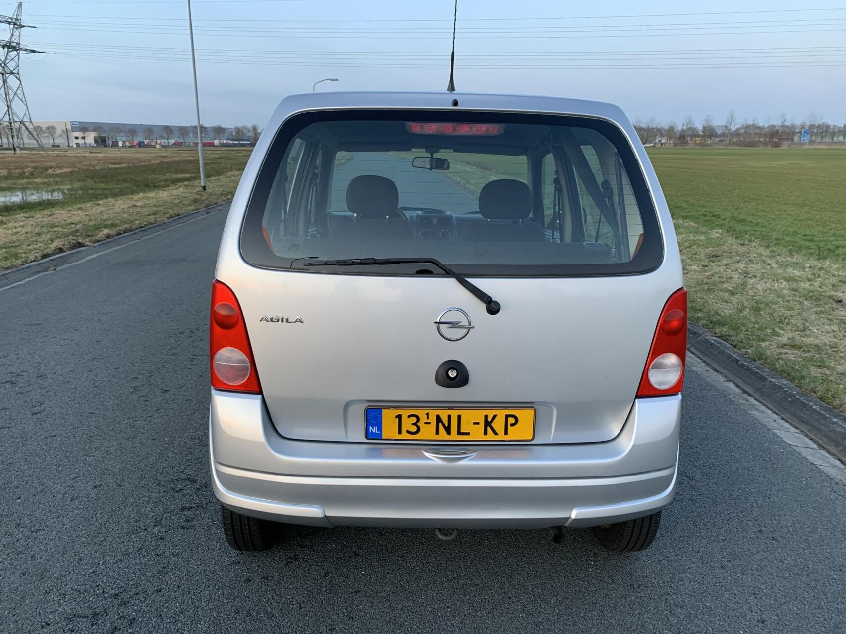 Foto van Opel Agila