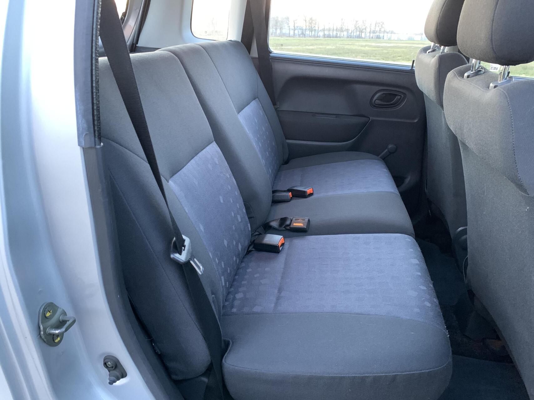 Foto van Opel Agila