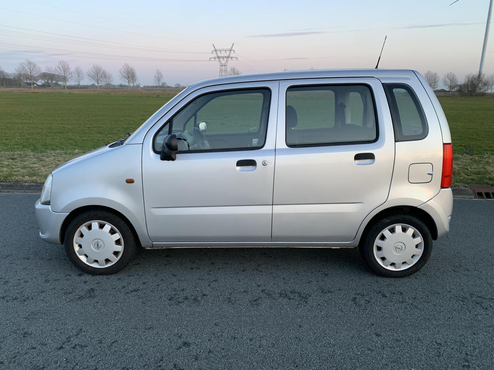 Foto van Opel Agila