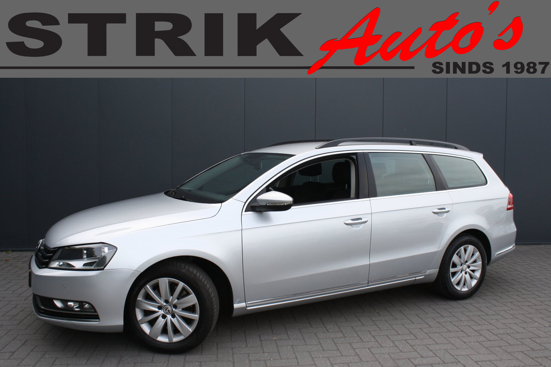Volkswagen Passat 1.6 TDI EURO 5 Comfortline BlueMotion - EXECUTIVE PAKKKET - NAVIGATIE - 2x PDC 2011 - voorkant