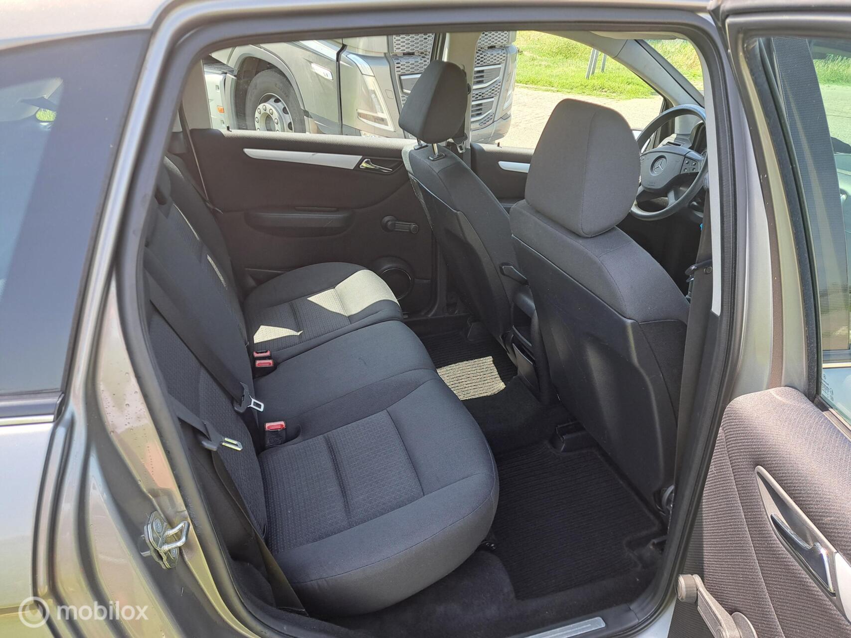 Foto van Mercedes-Benz B 150
