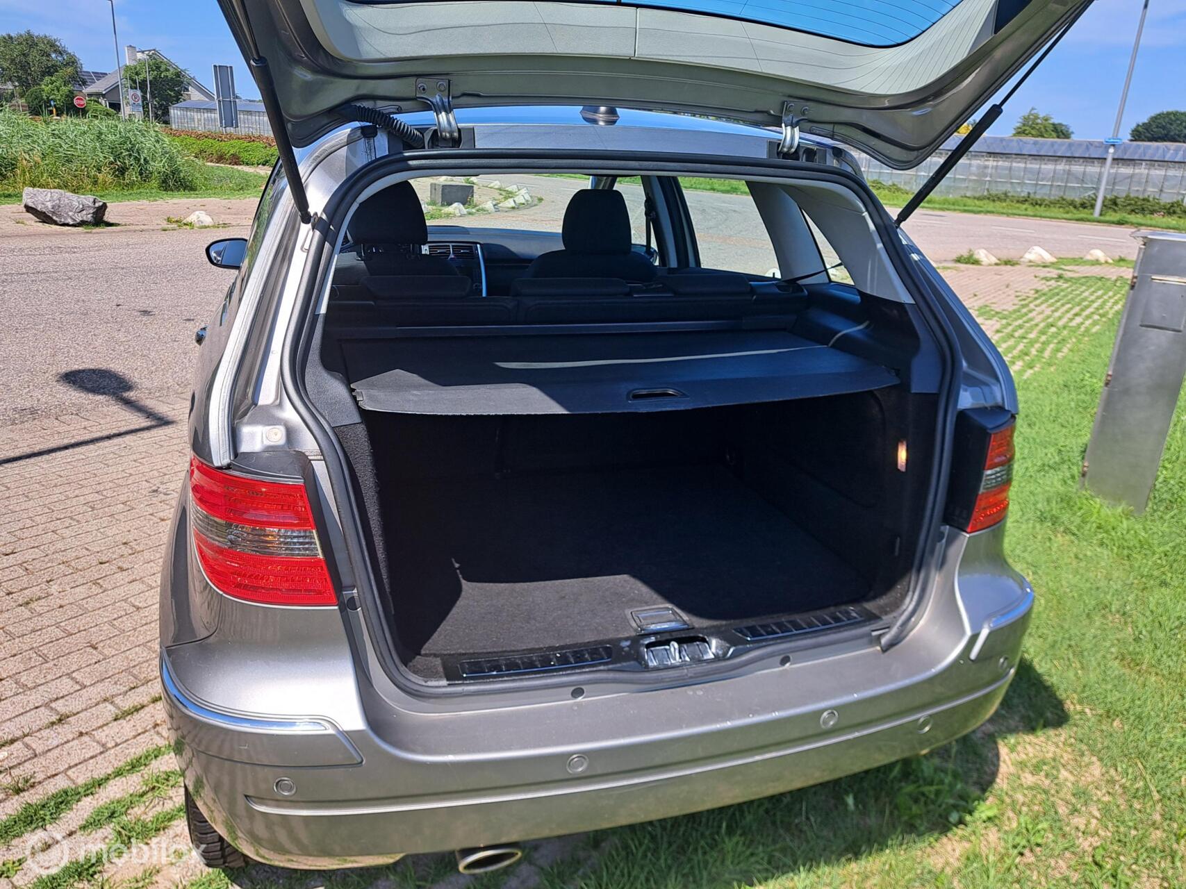 Foto van Mercedes-Benz B 150
