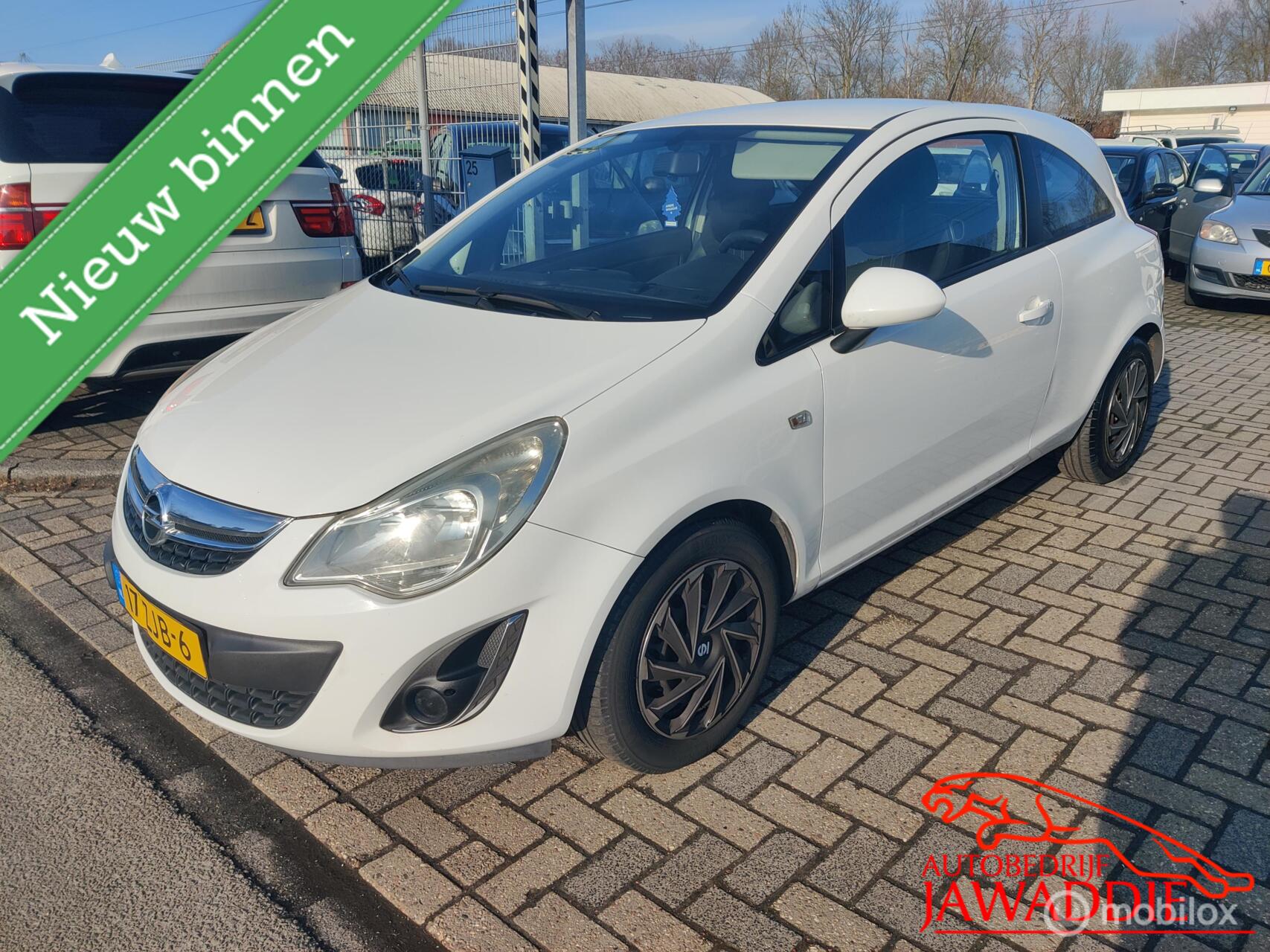 Opel Corsa 1.2 EcoFlex  Anniversay Edition LPG, NW APK Bij Aflevering 2012 - voorkant