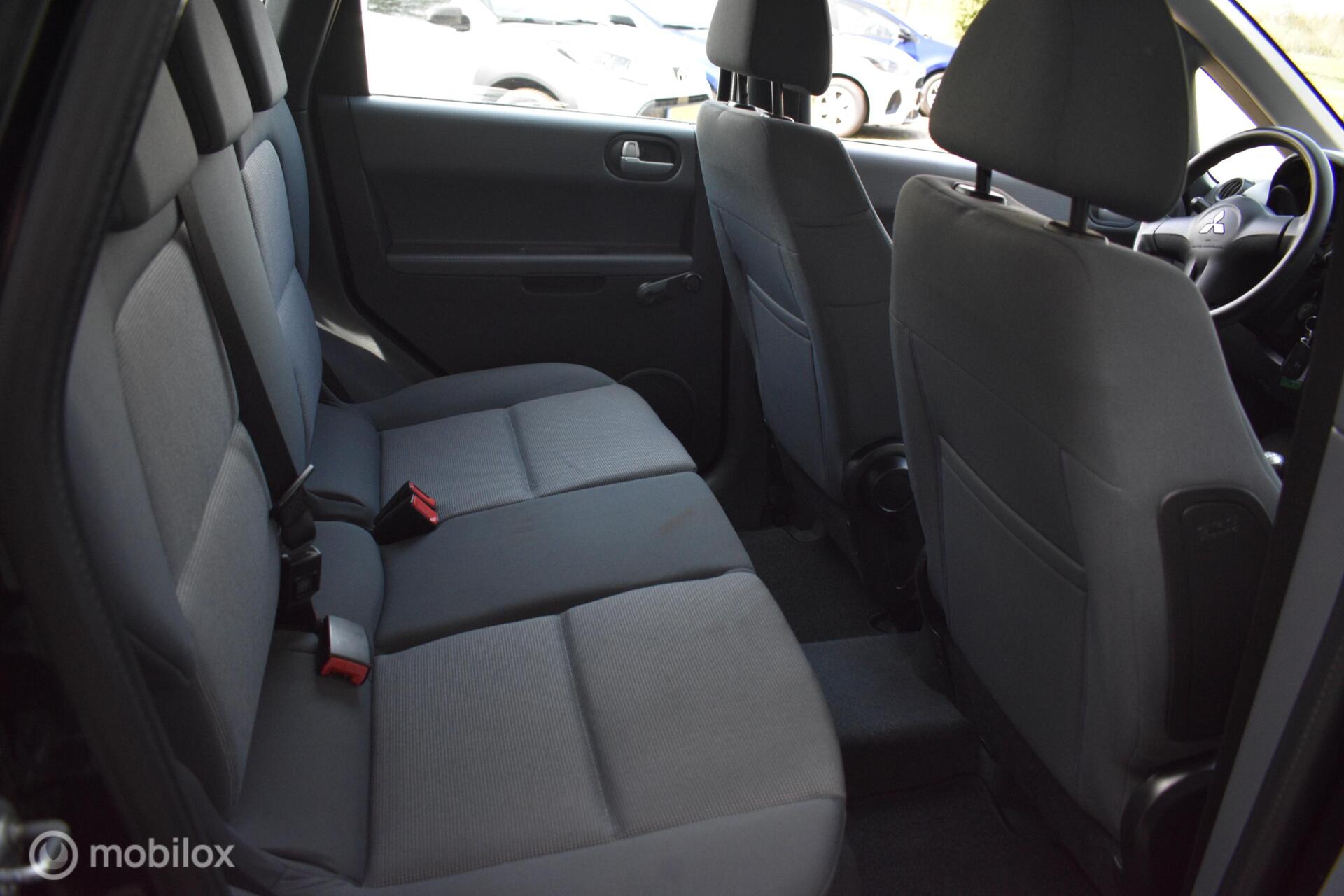 Foto van Mitsubishi Mitsubishi Colt