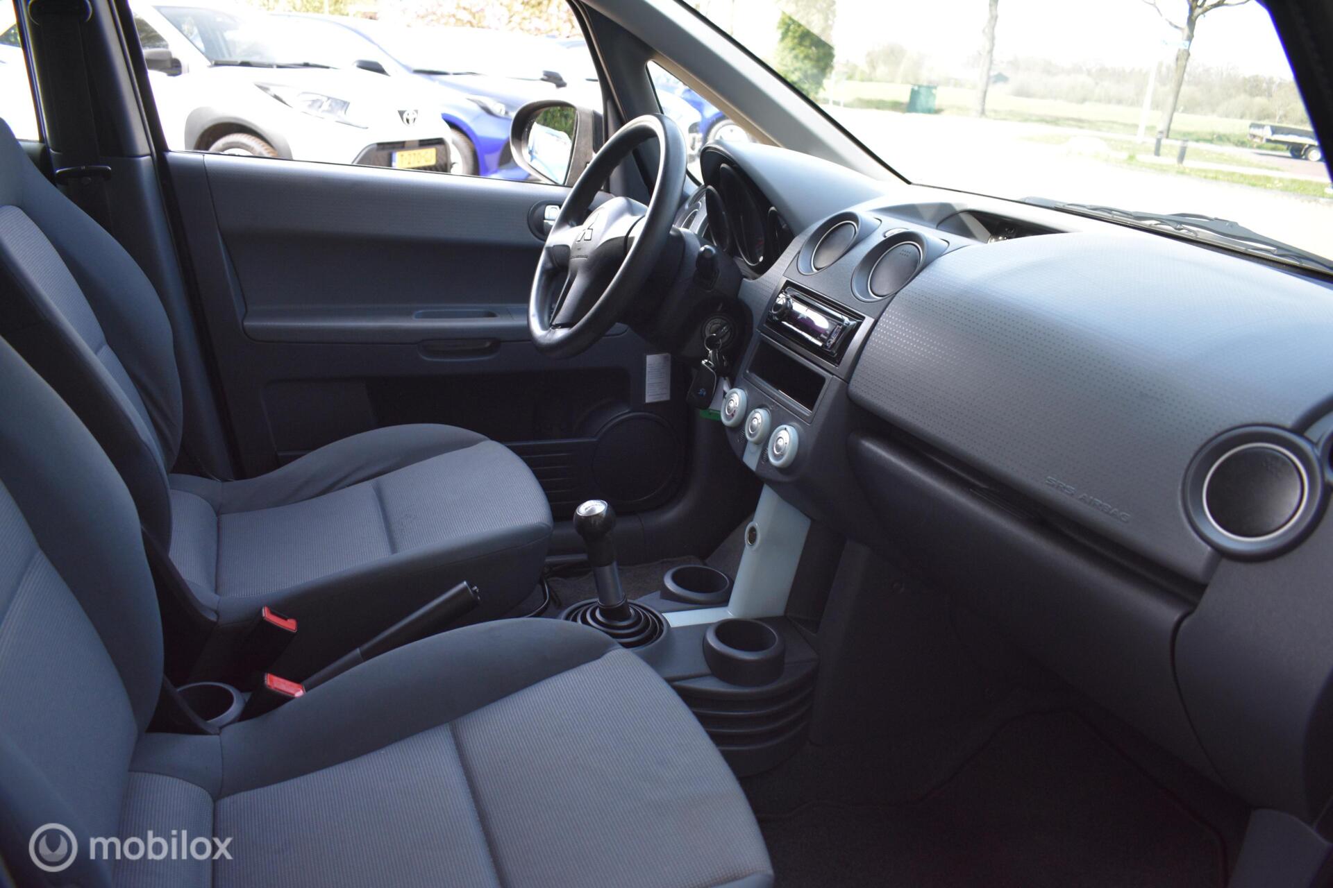 Foto van Mitsubishi Mitsubishi Colt