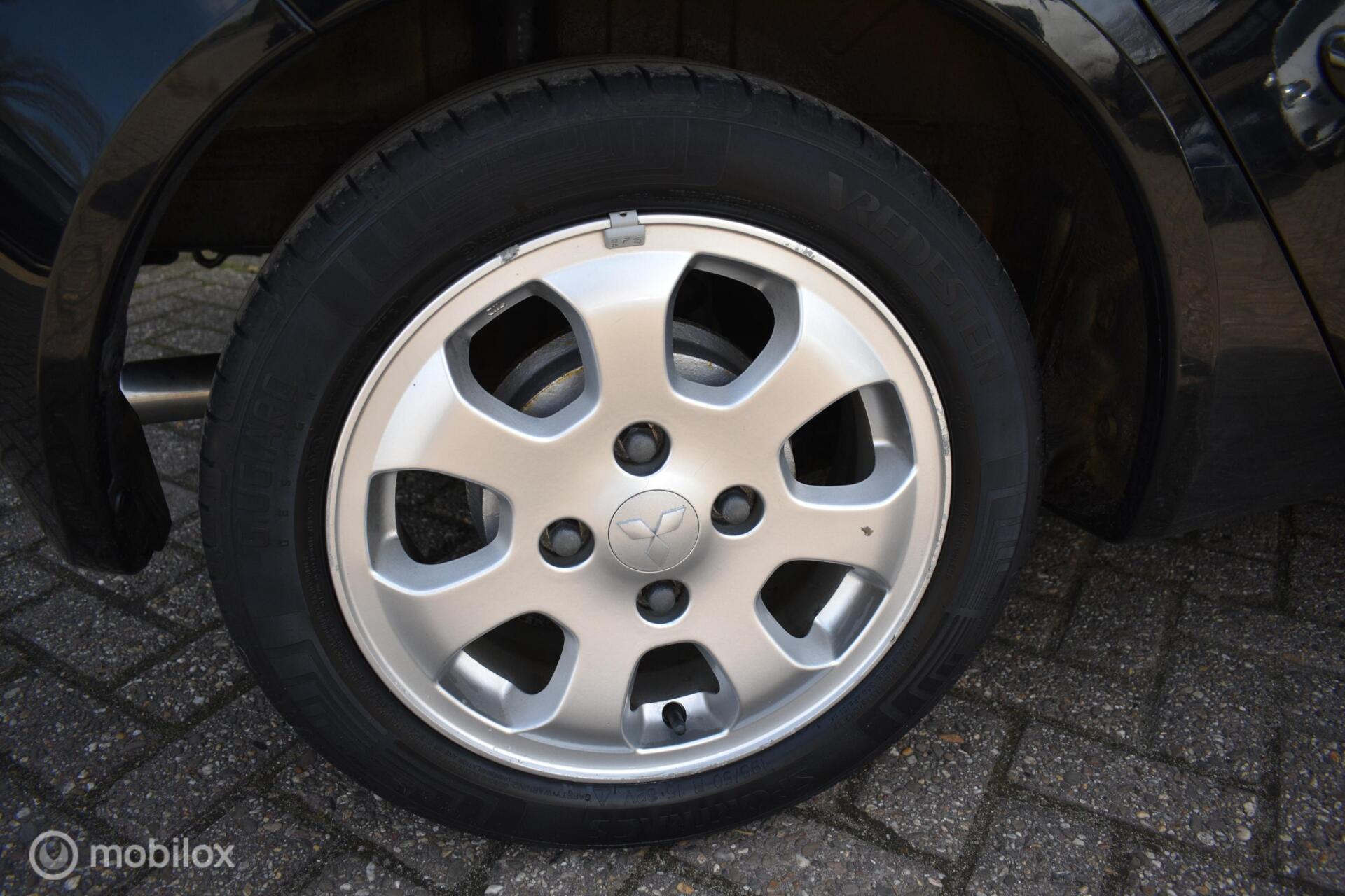 Foto van Mitsubishi Mitsubishi Colt