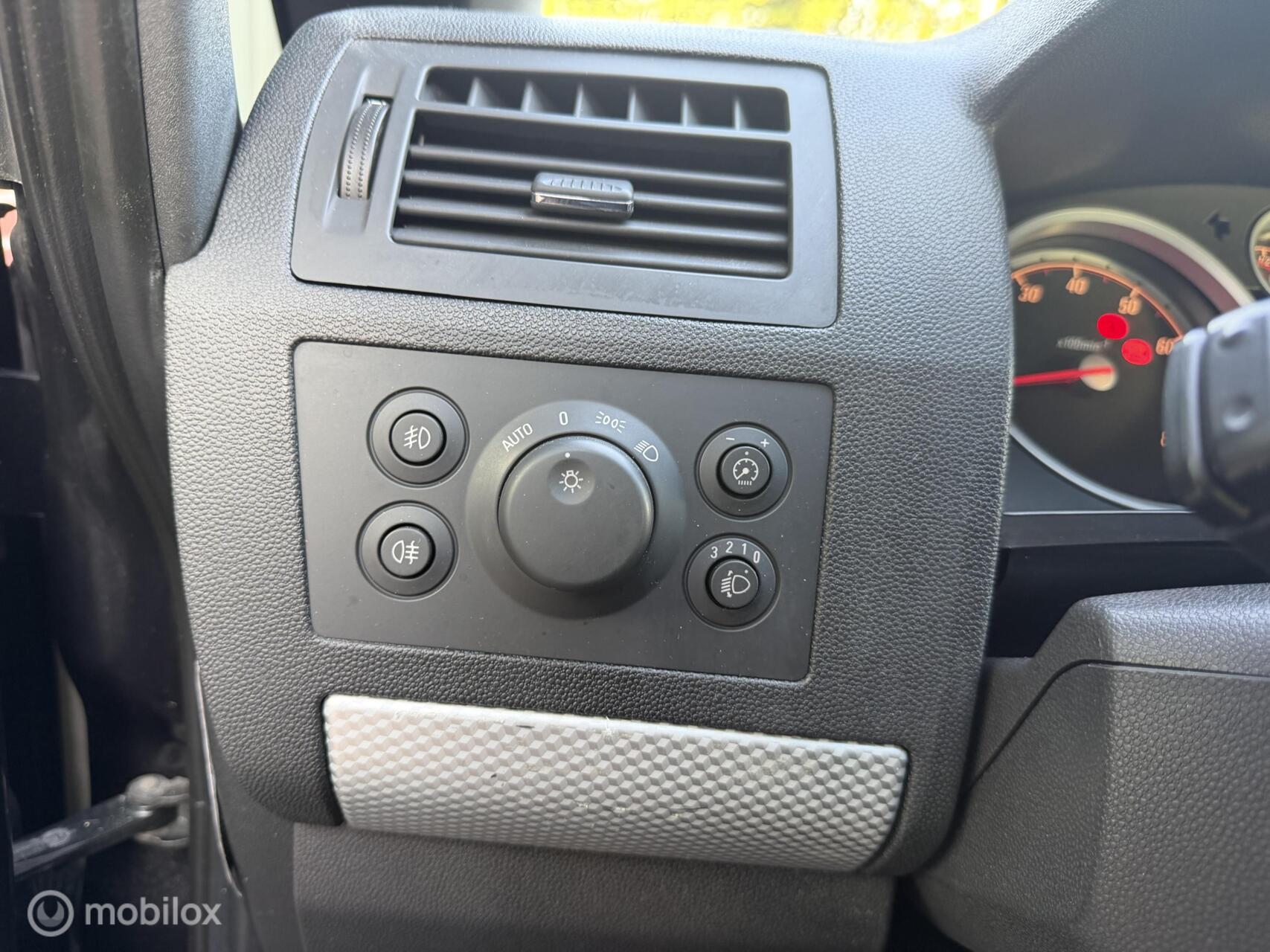 Foto van Opel Zafira