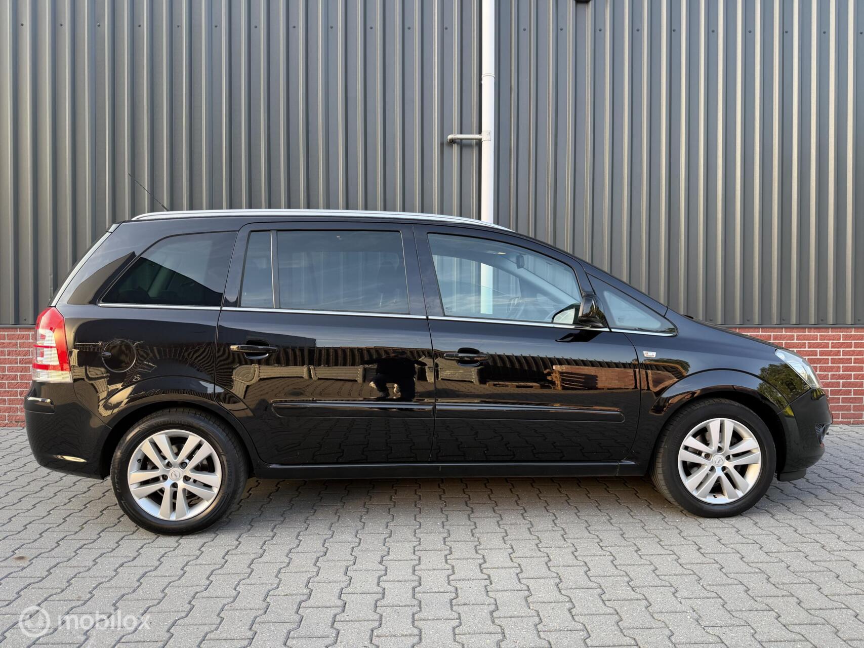 Foto van Opel Zafira
