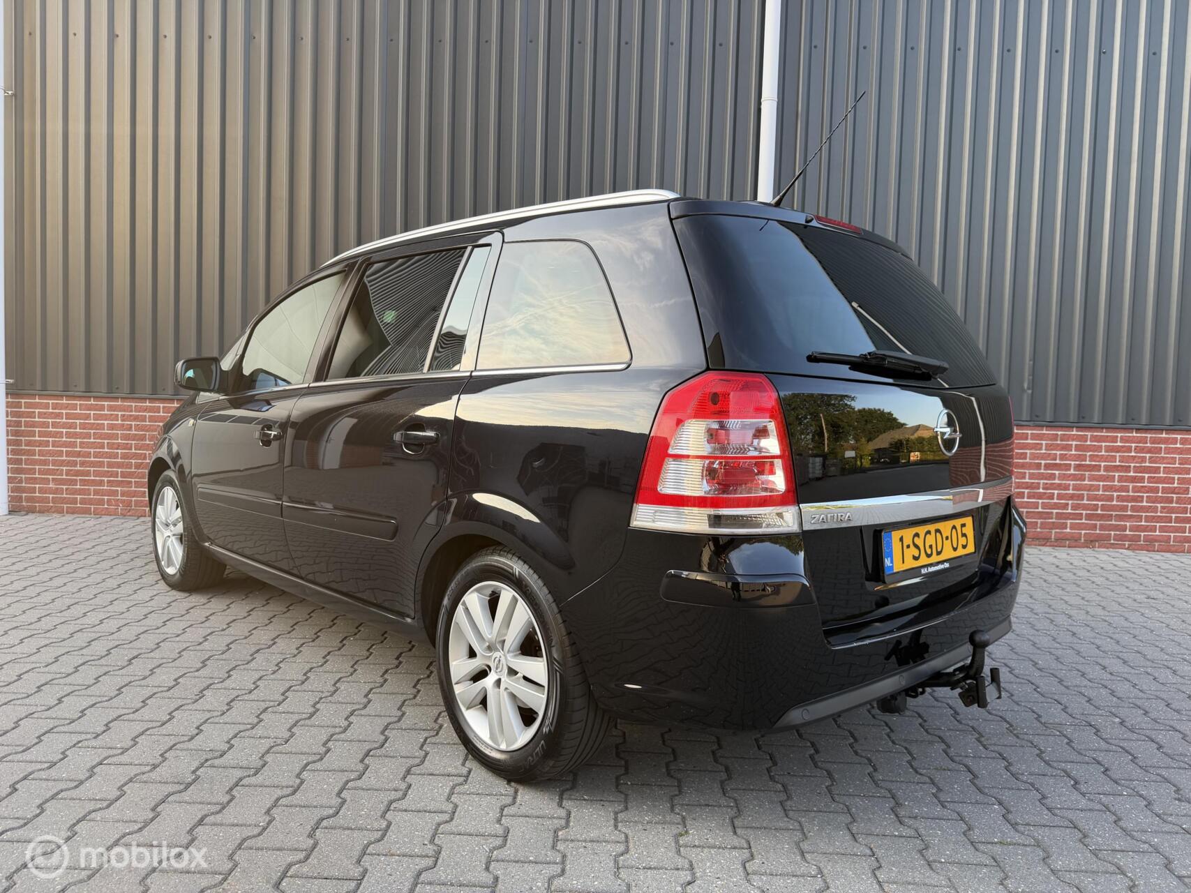 Foto van Opel Zafira