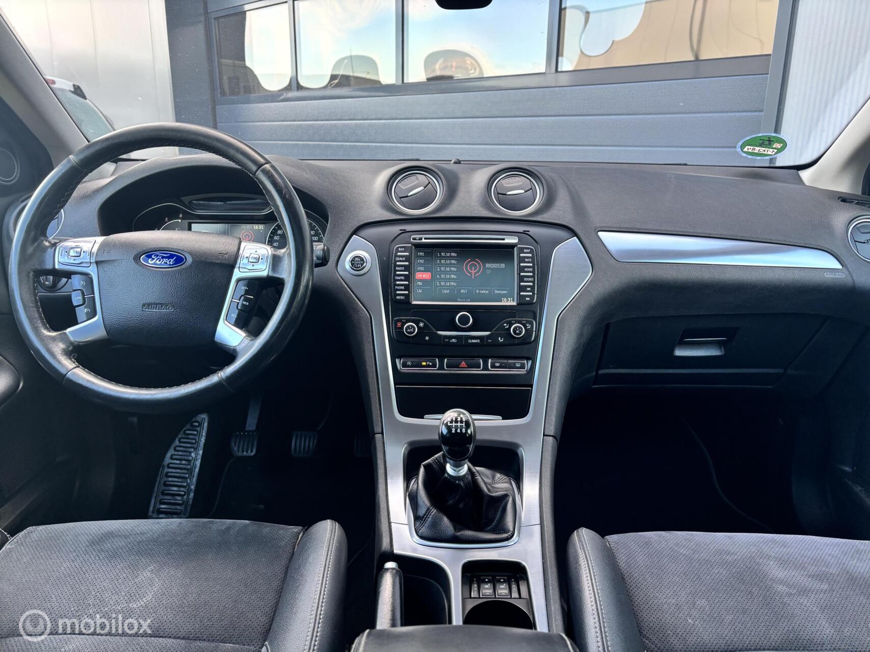 Foto van Ford Mondeo